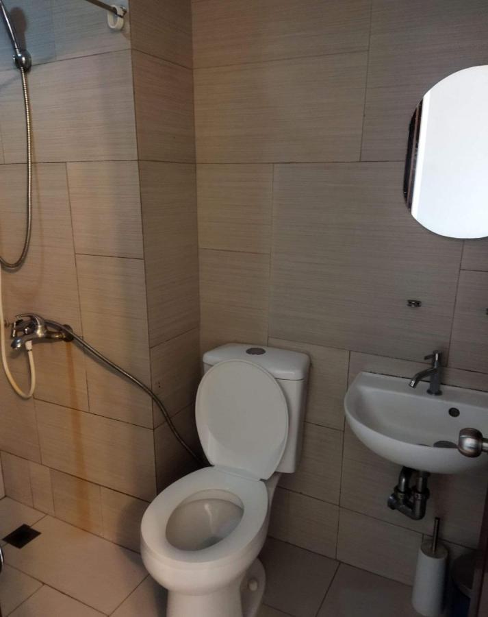 Room In Alabang Manila Eksteriør bilde