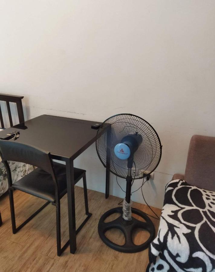Room In Alabang Manila Eksteriør bilde